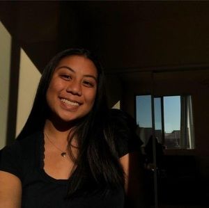 Meet your Posher, Alyssa